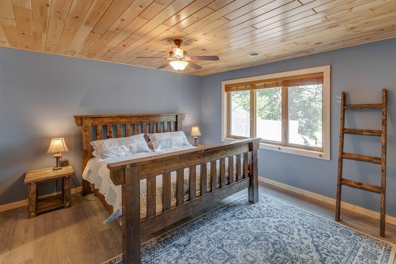 Home Exchange in Nisswa, MN, bedroom downstairs