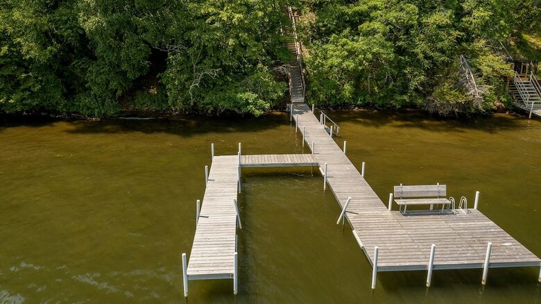 Home Exchange in Nisswa, MN, newly renovated dock