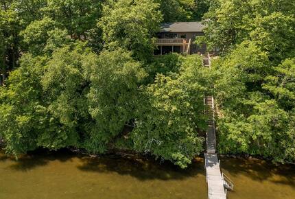 Home Exchange in Nisswa, MN, tucked away on the banks of lake gull