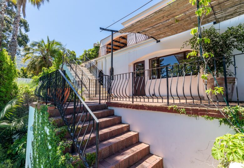 Stunning Pablo House - Cape Town, South Africa