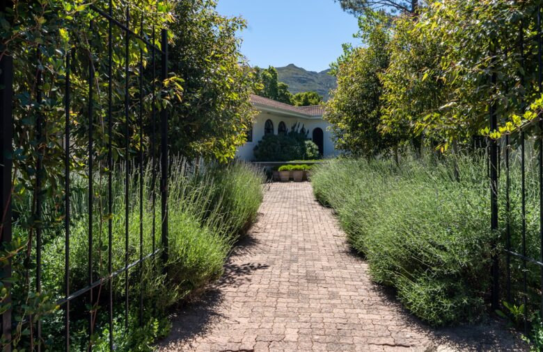 Stunning Pablo House - Cape Town, South Africa
