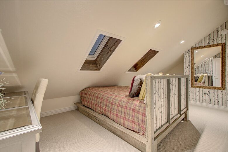 Mountain Trolley Townhouse B - Park City, Utah