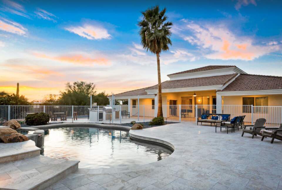 Scottsdale paradise exterior with pool