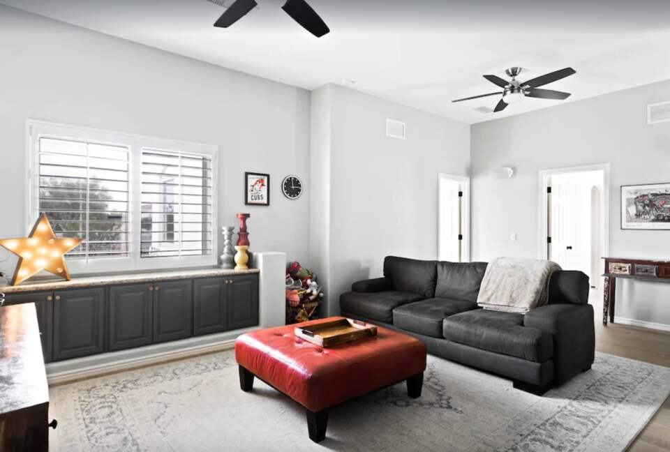 Secondary living room