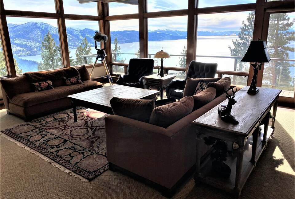 Home Exchange in Incline Village, NV, living room with panoramic views