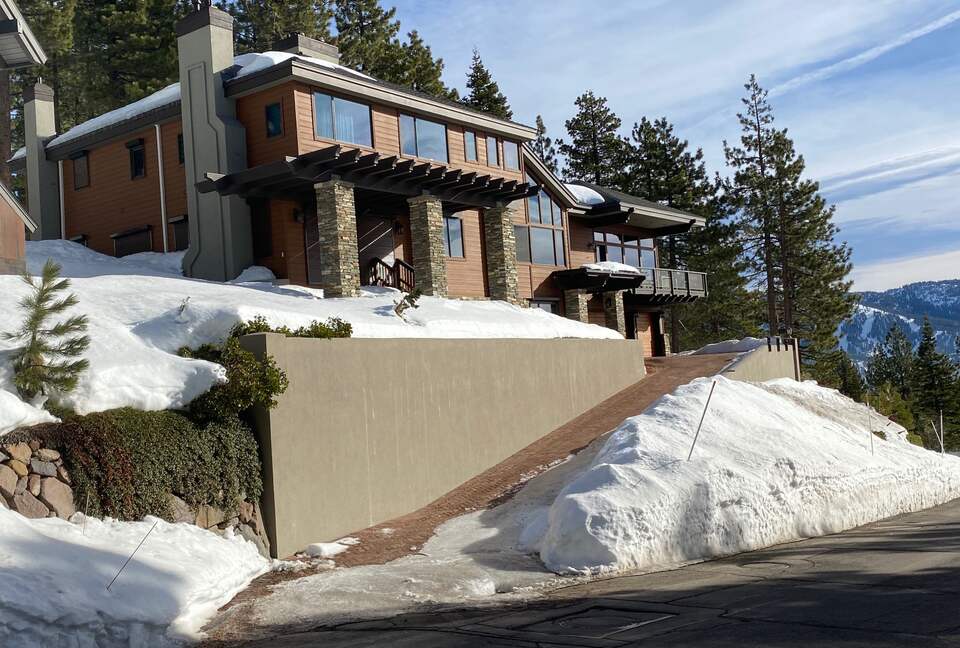 Home Exchange in Incline Village, NV, mountain and lake view home