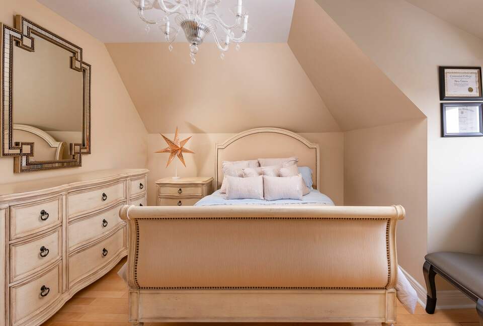 Manor in Montreal - Outremont, Canada