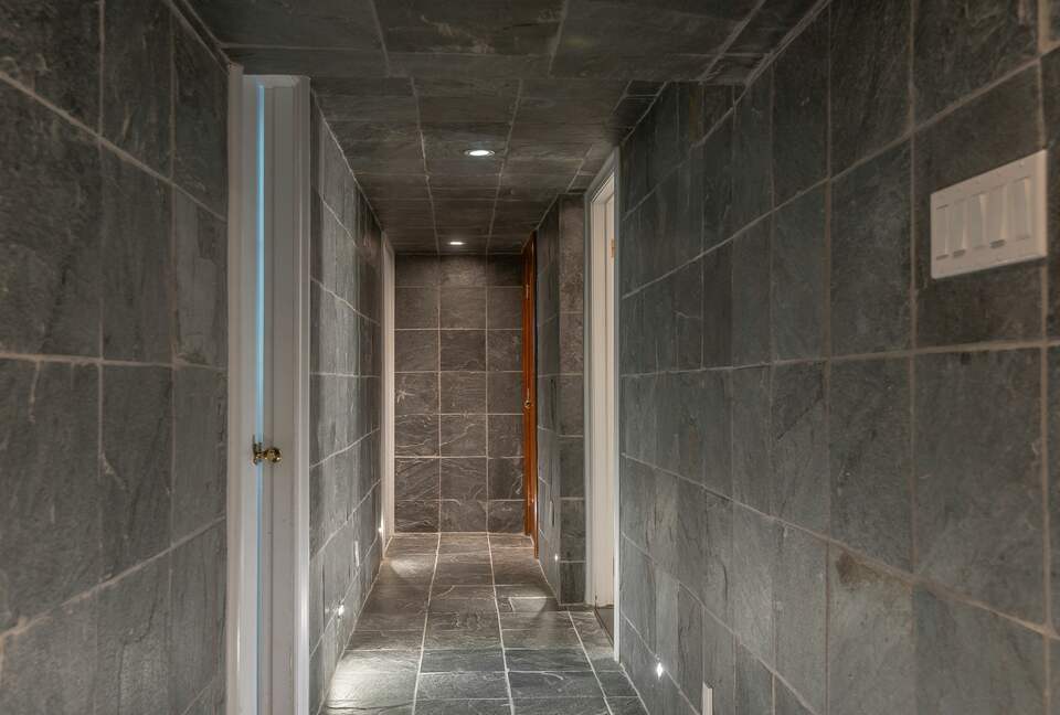 Manor in Montreal - Outremont, Canada