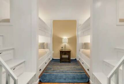 Home Exchange in Kahuku, HI, bunk room with four twin XL beds