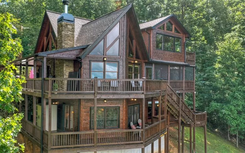 Home Exchange in Mineral Bluff, GA, Mountain View cabin