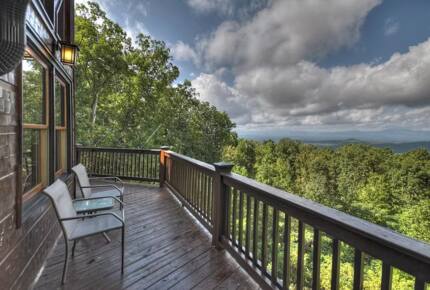 Home Exchange in Mineral Bluff, GA, balcony with panoramic views