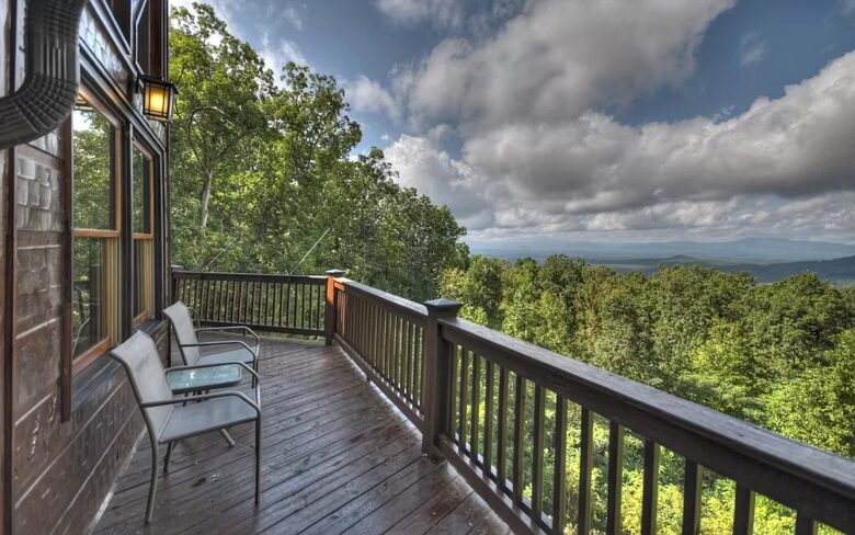 Home Exchange in Mineral Bluff, GA, balcony with panoramic views