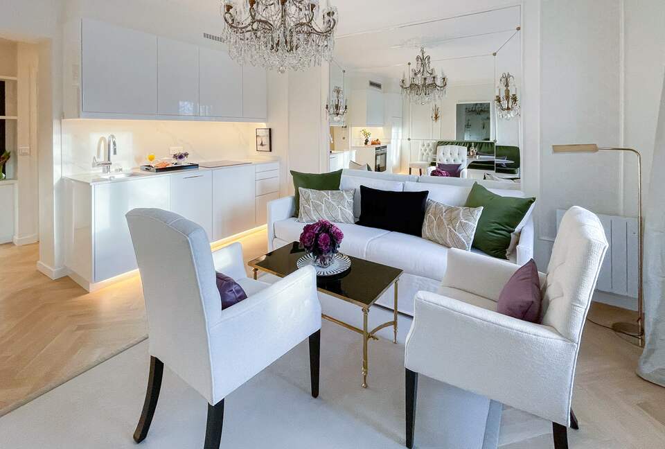 Syrah - Paris, France