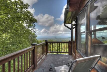 Home Exchange in Mineral Bluff, GA, outdoor lounge