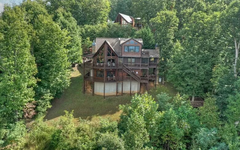 Home Exchange in Mineral Bluff, GA, full view of home