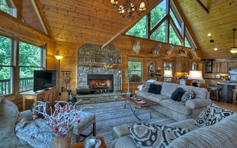 Home Exchange in Mineral Bluff, GA, incredible details and wood walls