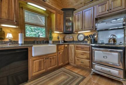 Home Exchange in Mineral Bluff, GA, farmhouse sink and charming stove