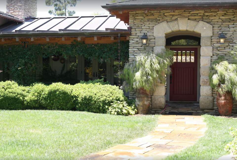 Santa Barbara tropical paradise exterior