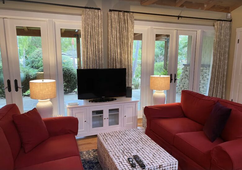 Sitting/TV area next to kitchen