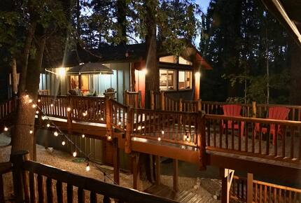 Big Bear BaseCamp Cabin - Big Bear Lake, California