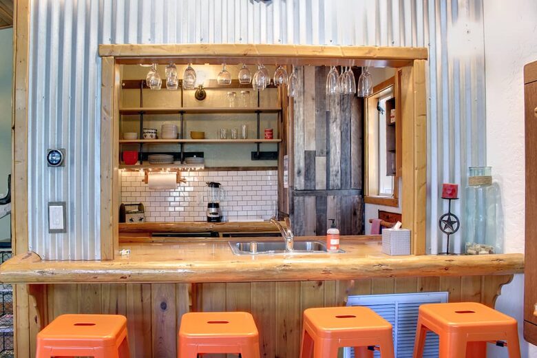 Big Bear BaseCamp Cabin - Big Bear Lake, California