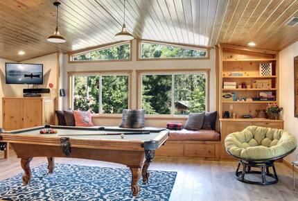 Big Bear BaseCamp Cabin - Big Bear Lake, California