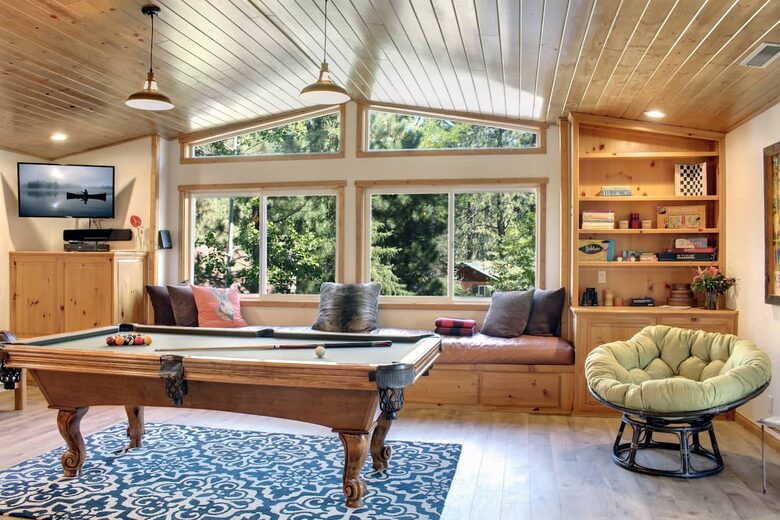 Big Bear BaseCamp Cabin - Big Bear Lake, California