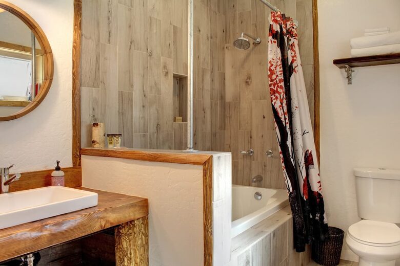 Big Bear BaseCamp Cabin - Big Bear Lake, California