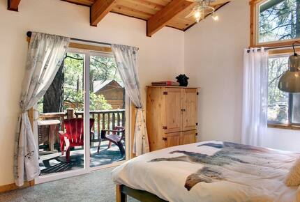 Big Bear BaseCamp Cabin - Big Bear Lake, California