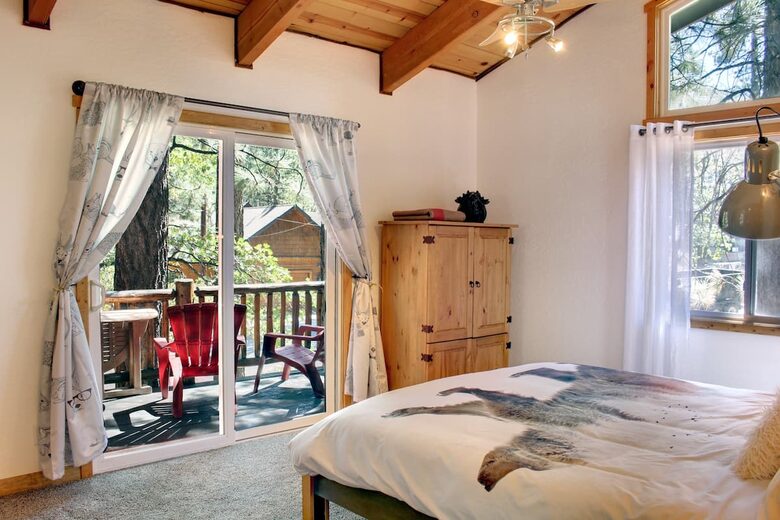 Big Bear BaseCamp Cabin - Big Bear Lake, California