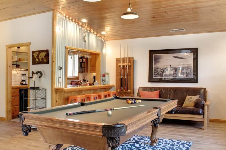 Big Bear BaseCamp Cabin - Big Bear Lake, California