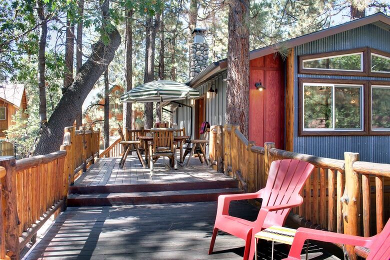 Big Bear BaseCamp Cabin - Big Bear Lake, California