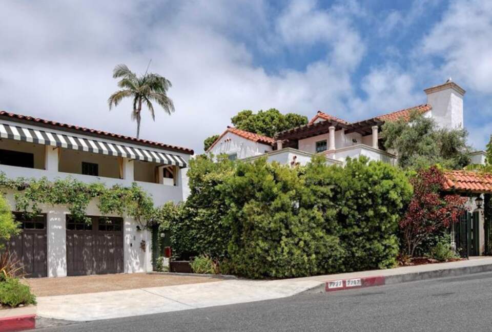 La Jolla villa exterior