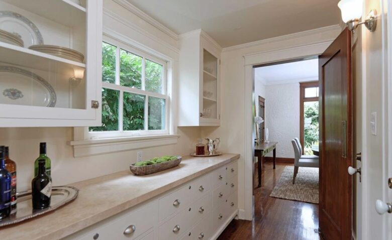 Beautiful kitchen with top-notch appliances