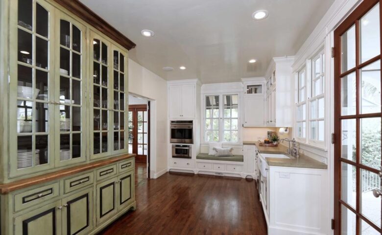 Beautiful kitchen with top-notch appliances