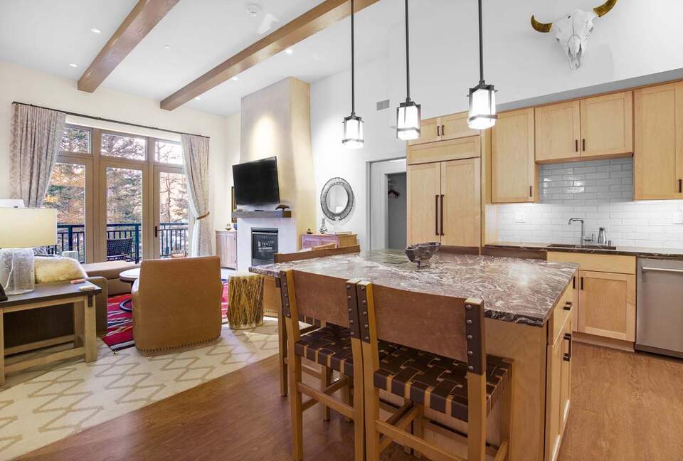 Home Exchange Taos Ski Valley, NM kitchen with high end finishes