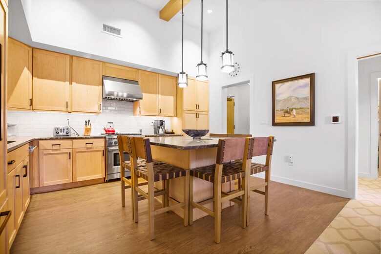 Home Exchange Taos Ski Valley, NM 6 counter seats for dining