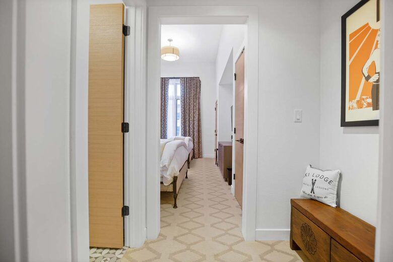 Home Exchange Taos Ski Valley, NM warm carpet floors