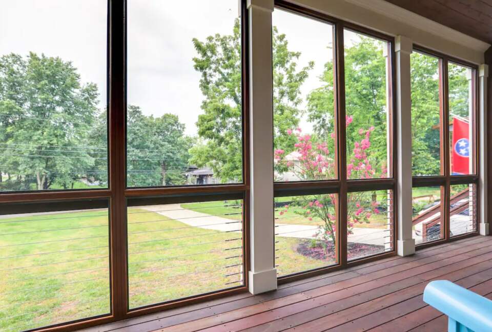 Screened-in porch
