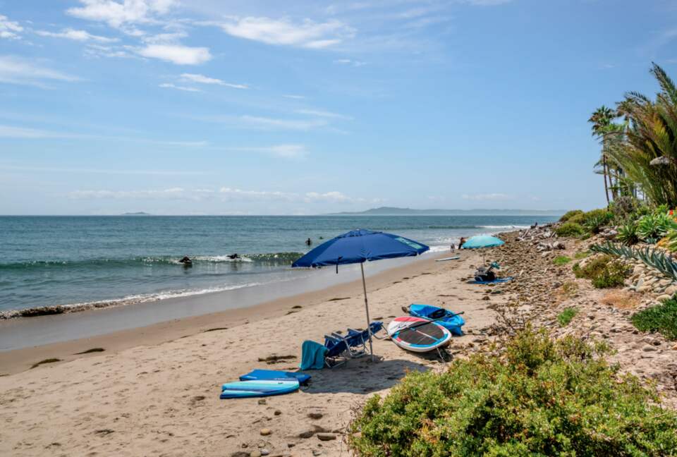 Kayaks and fun on the beach