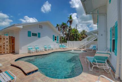 Home Exchange in Clearwater, FL triplex private pool