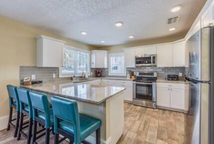 Home Exchange in Clearwater, FL triplex main house kitchen