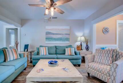 Home Exchange in Clearwater, FL triplex main house living room