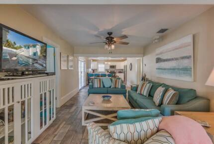 Home Exchange in Clearwater, FL triplex main house living room