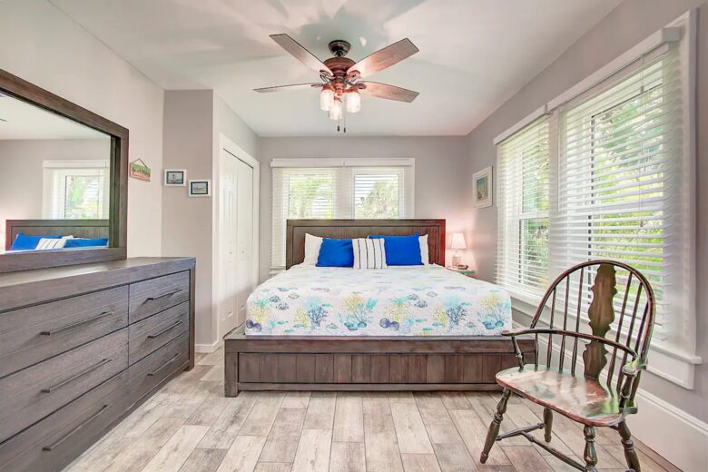 Home Exchange in Clearwater, FL triplex master bedrooms