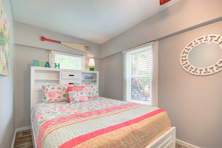 Home Exchange in Clearwater, FL triplex queen bedroom main house