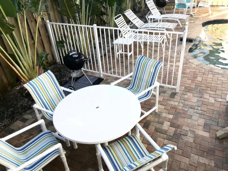 Home Exchange in Clearwater, FL triplex outdoor dining