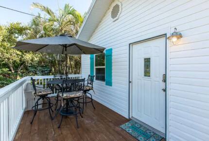 Home Exchange in Clearwater, FL triplex third house deck