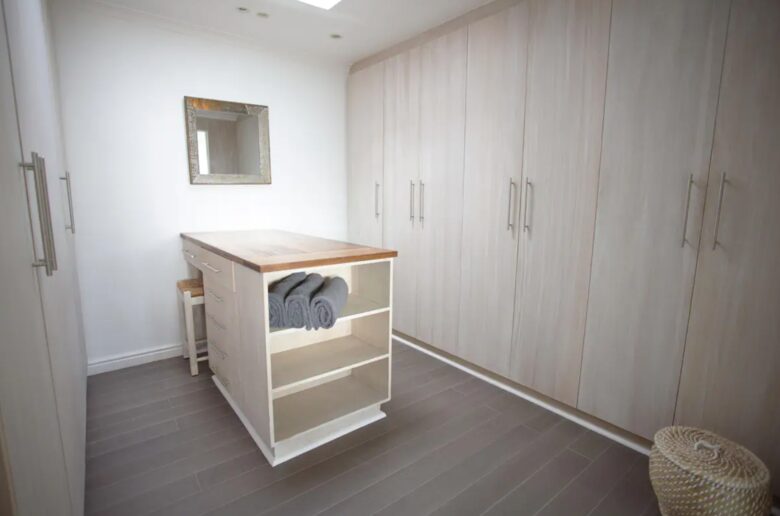 Master bedroom walk-in closet