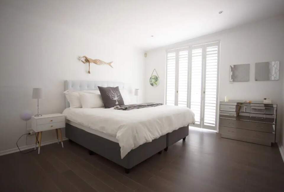 Second master bedroom